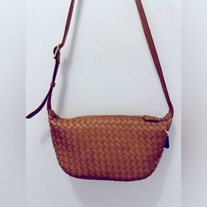 Madewell Woven sling Bag - woven tan leather